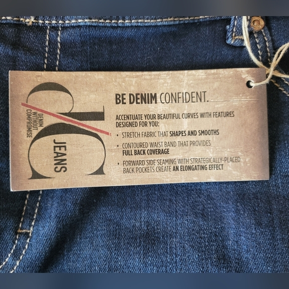 NEW DC Jeans Blue Womem Jeans, Size 20P - Picture 5 of 8
